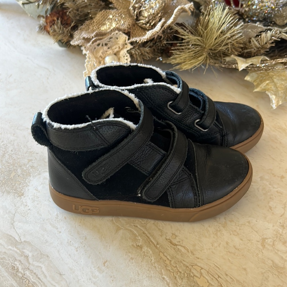 Boys Ugg boots